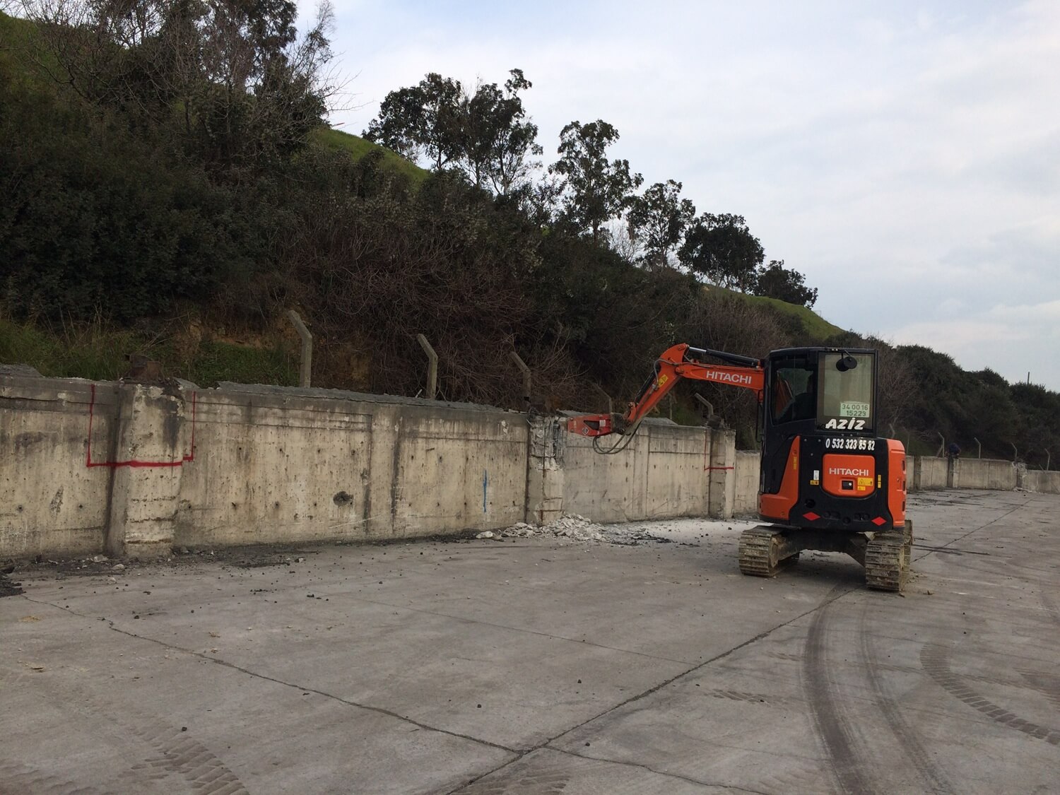 KLİNKER 4.500 M2 KAPALI DEPOLAMA ALANI